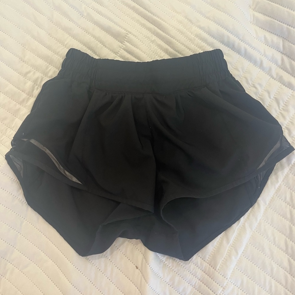 Women's Black Lululemon hottie hots Athletic Shorts